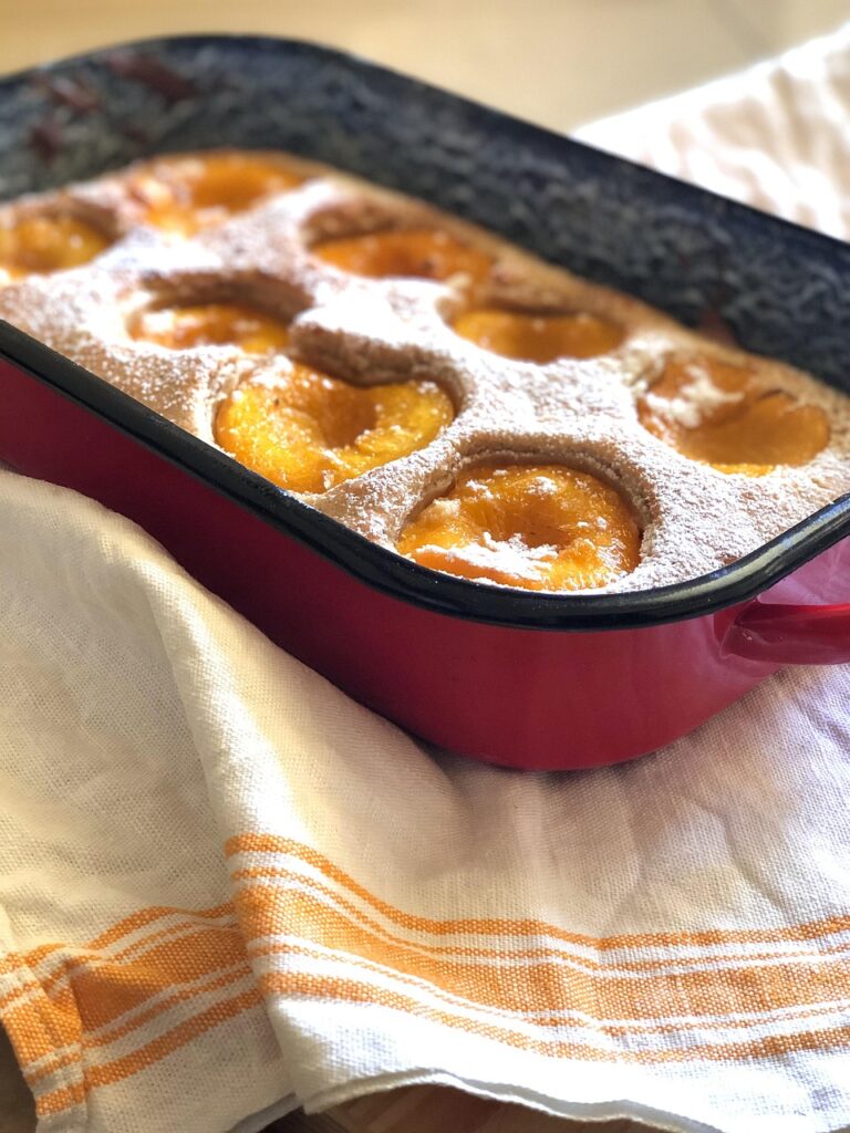 Rohkem kui lihtsalt kohvik – kuidas maailma maitsed õpetasid erivajadustega inimestele iseseisvust ja eluks vajalikke oskusi cake, baking, food, dessert, peach, sweetness, cakes, healthy, delicious, bake, pan, kitchen, sugar, tasty, sweet
