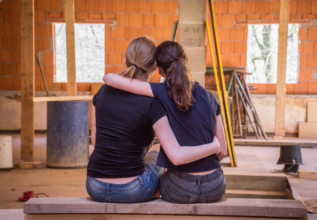 Ka kõige aeglasem kilpkonn jõuab kaldale girlfriends, friendship, hug, trust, girls, pair, friends, best friends, together, affection, connectedness, young people, young women, rehabilitation, construction site, embrace, intimate, construction project, renovate, renovation, friendship, friendship, hug, hug, trust, friends, friends, friends, friends, friends, best friends, renovation, renovation